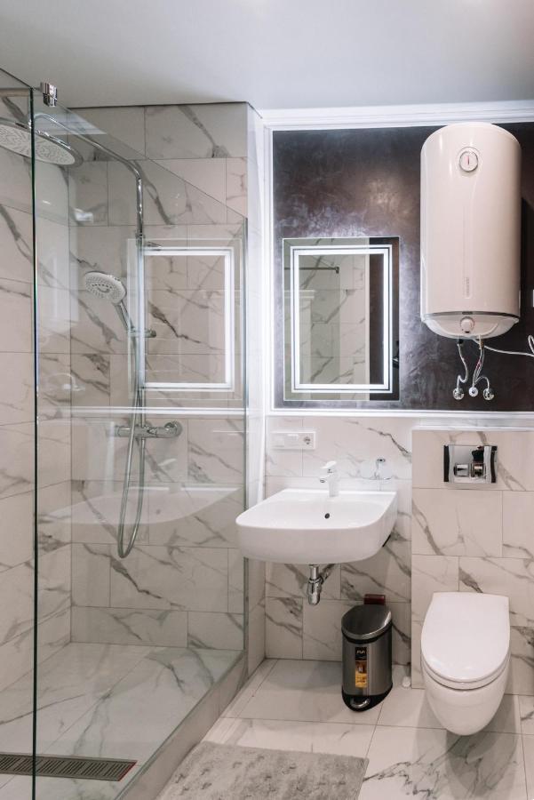 Royal Tower Vip Smart Apartments 2 Kiev Extérieur photo