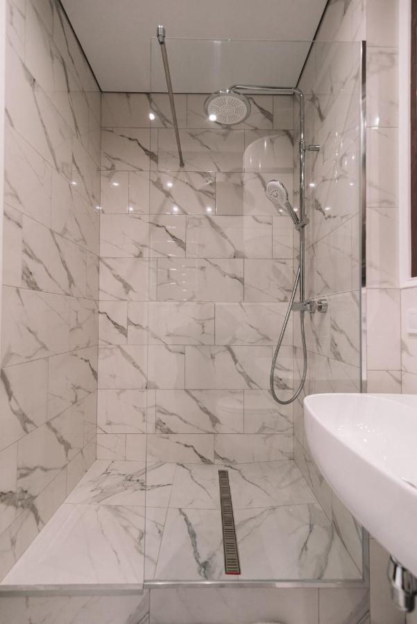 Royal Tower Vip Smart Apartments 2 Kiev Extérieur photo