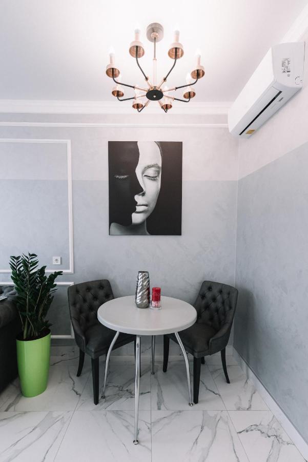 Royal Tower Vip Smart Apartments 2 Kiev Extérieur photo