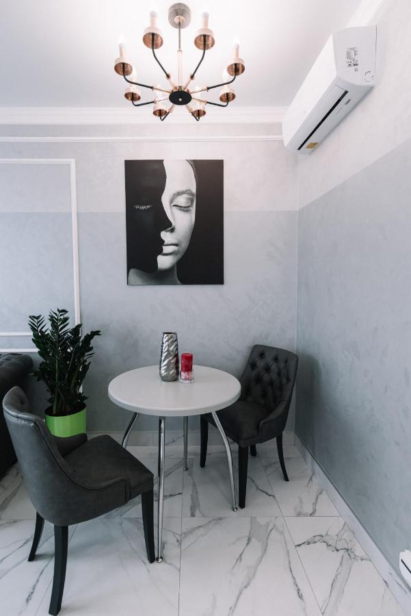 Royal Tower Vip Smart Apartments 2 Kiev Extérieur photo