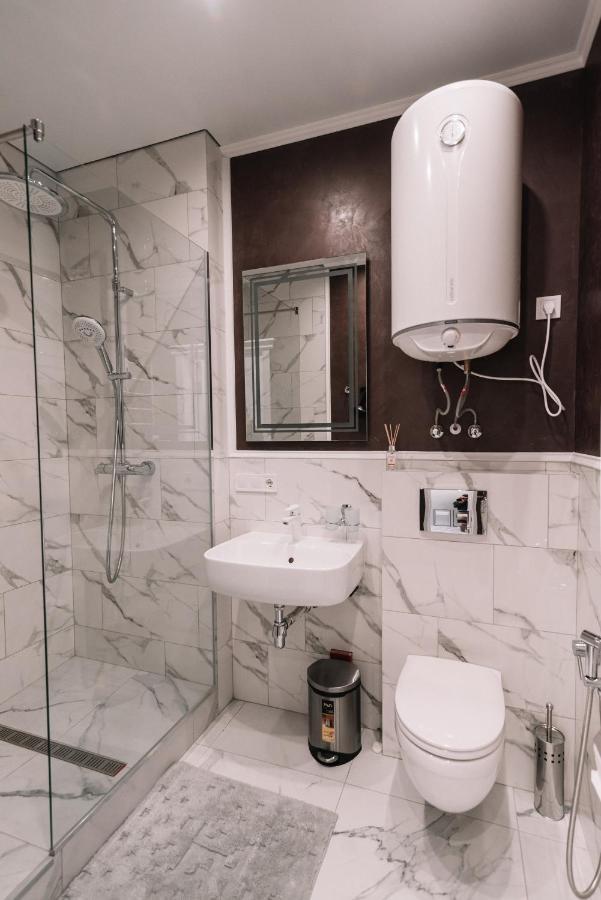 Royal Tower Vip Smart Apartments 2 Kiev Extérieur photo
