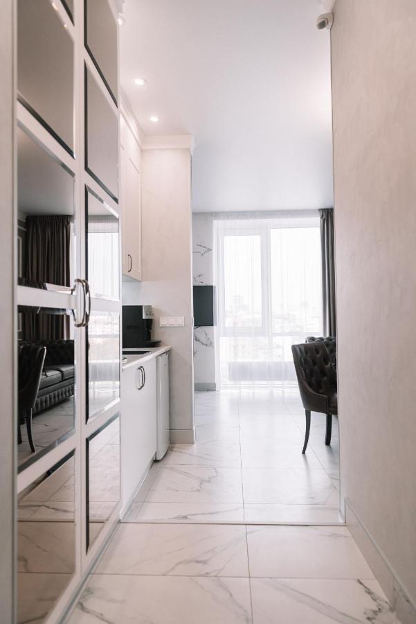 Royal Tower Vip Smart Apartments 2 Kiev Extérieur photo